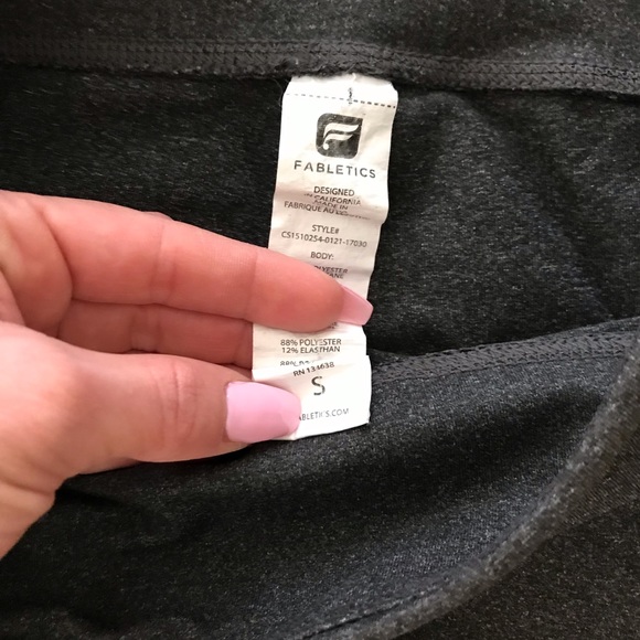 Fabletics crop leggings - Picture 2 of 4